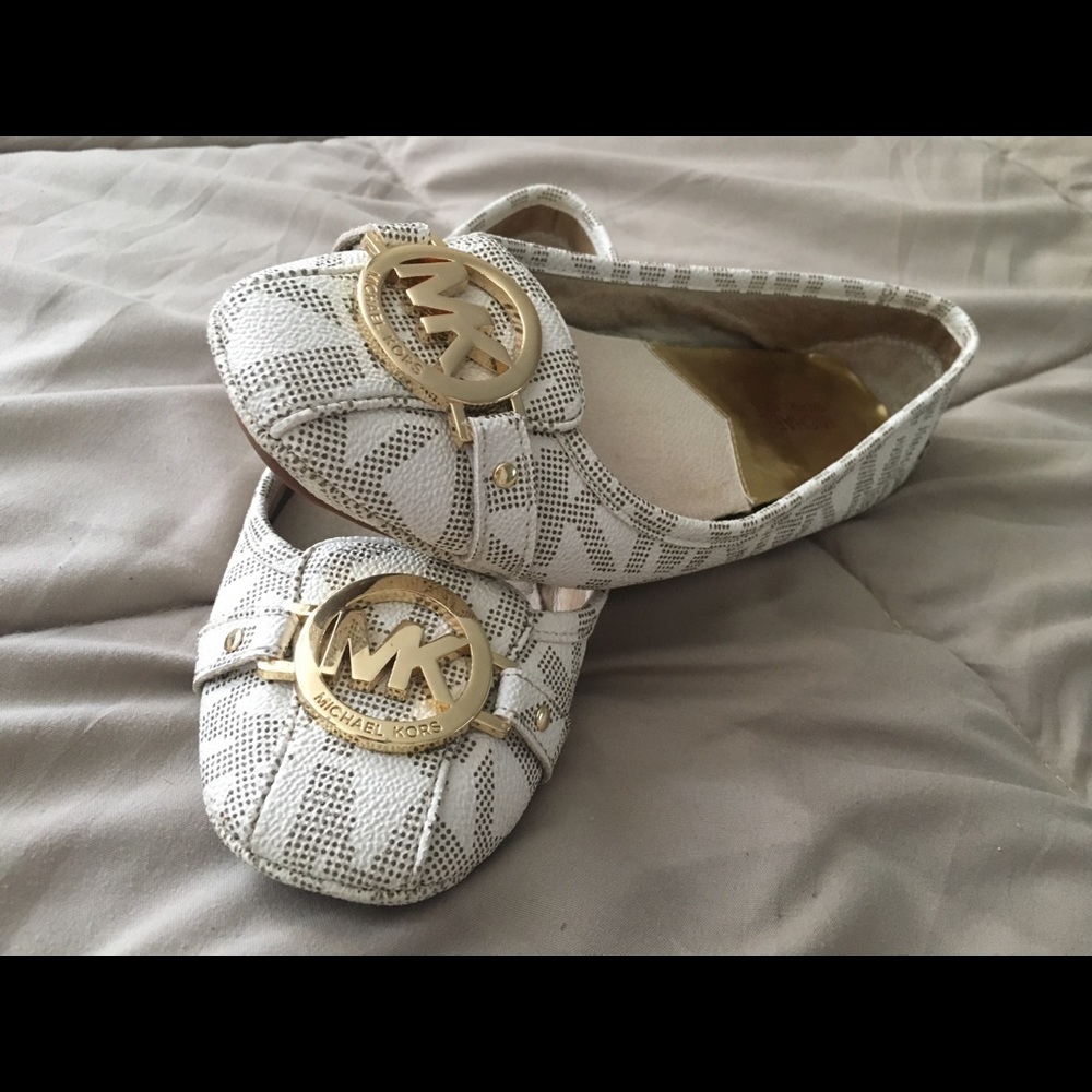Michael Kors authentic signature cream flats